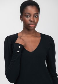 INFLUENCER PUFFED SLEEVES - Strickpullover - black