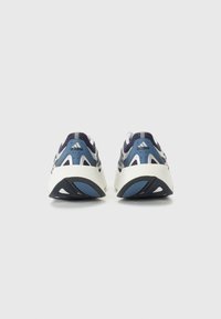 adidas Originals ADIZERO ARUKU UNISEX - Sportbačiai - silver-coloured/legend ink/preloved ink
