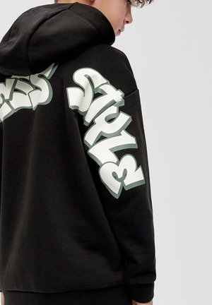 MIT GROSSEM GRAFFITI-PRINT - Hoodie - schwarz
