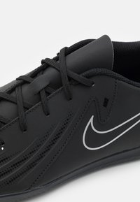Nike Performance PHANTOM GX 2 CLUB - Scarpe da calcio indoor - black