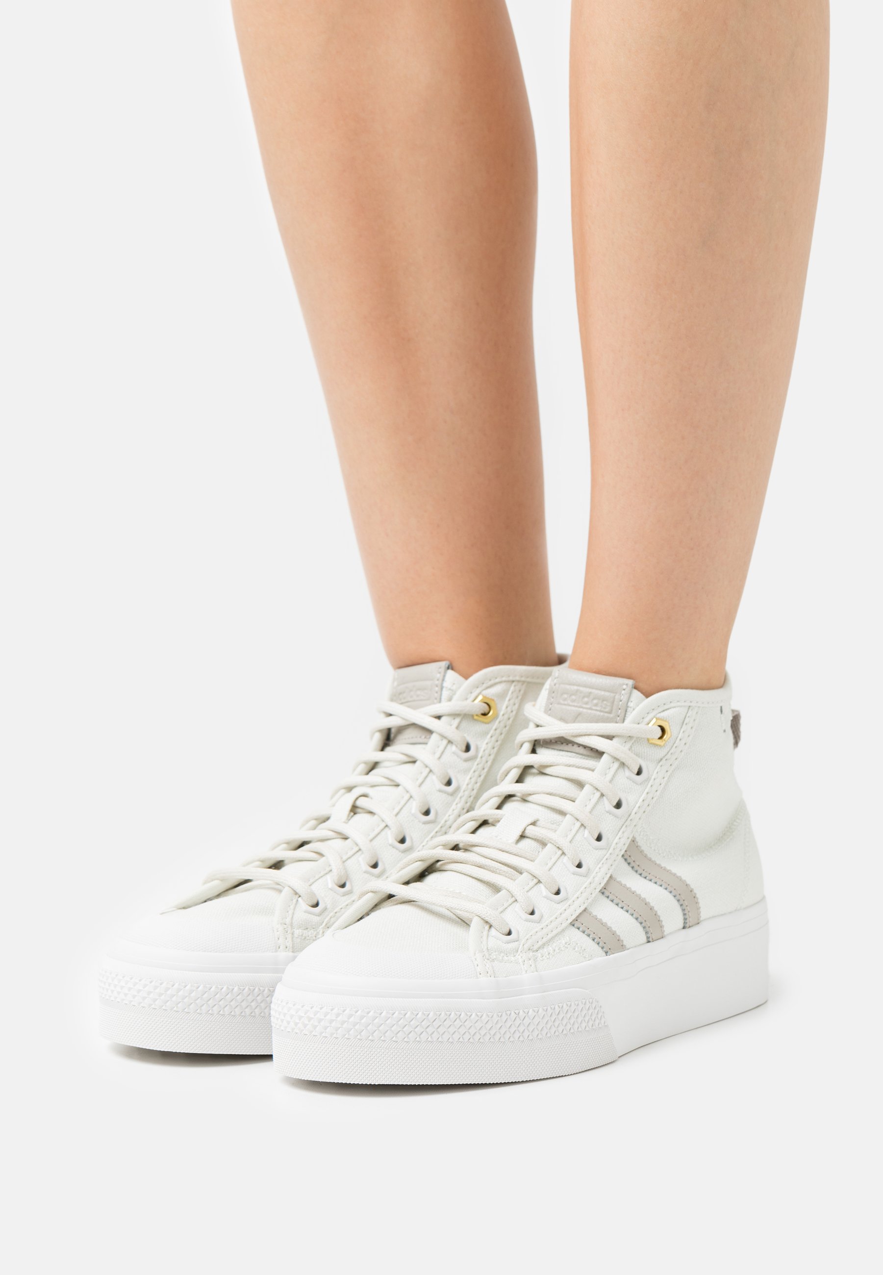 nizza platform high top