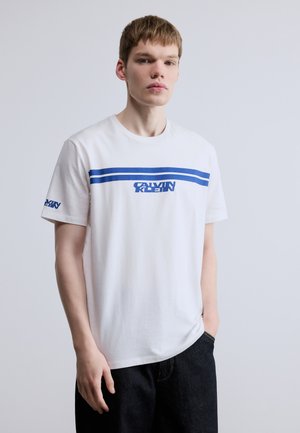 RACER STRIPE - Apdrukāts T-krekls - brilliant white