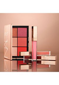 NARS AFTERGLOW LIP SHINE - Läppglans - turkish delight