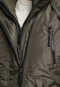Superdry & Co Chaqueta de invierno - olive