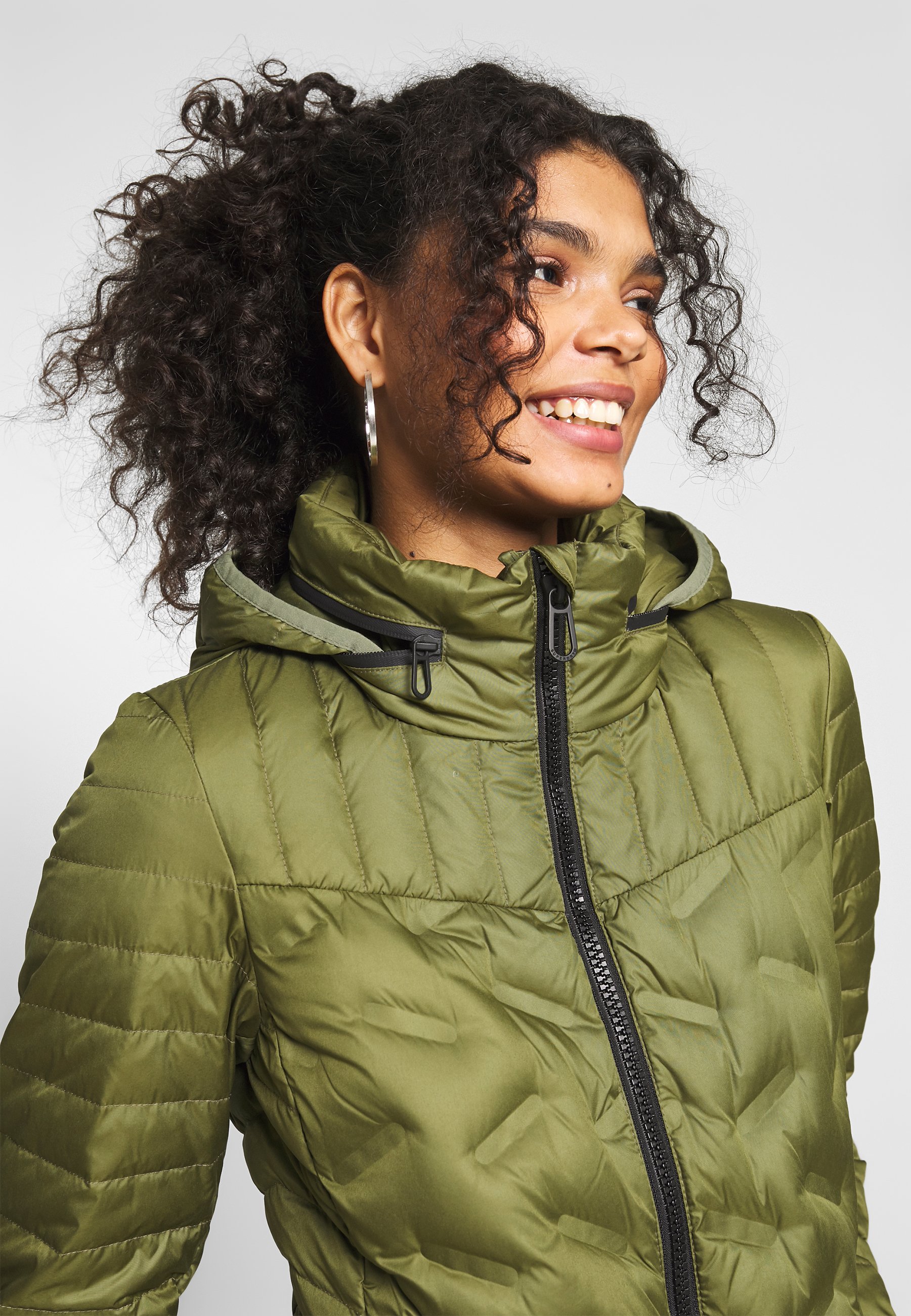 Superdry ESSENTIALS RADAR JACKET Dunjakke capulet olive Superdry ESSENTIALS RADAR JACKET - Dunjakke - black