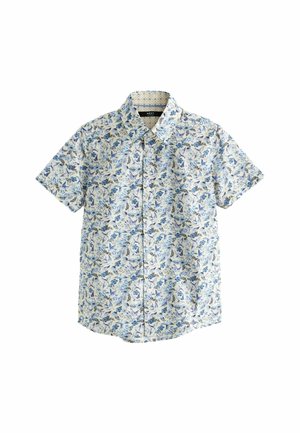 Chemise à manches courtes avec boutons, imprimé floral et feuilles bleues et violettes sur fond blanc, dotée d'un col pointu et d'un intérieur de col à motifs.