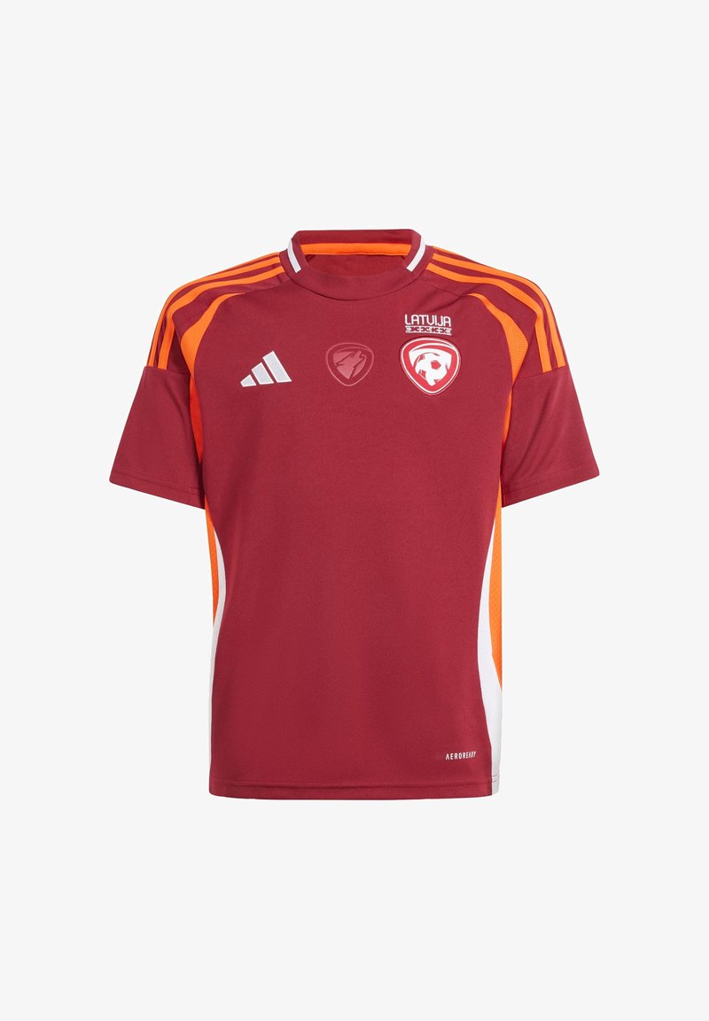 Rød kortærmet atletisk trøje med orange striber, hvide detaljer og logoer for Letland og Adidas. Fremstillet af let og åndbart materiale.