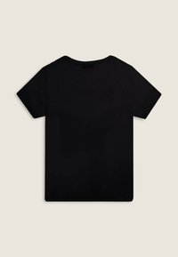 T-shirt nero a maniche corte in cotone. Caratterizzato da un collo rotondo e un design semplice, privo di motivi o dettagli decorativi.