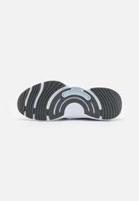 Nike Performance IN SEASON TR 13 - Tenisice za trening - white