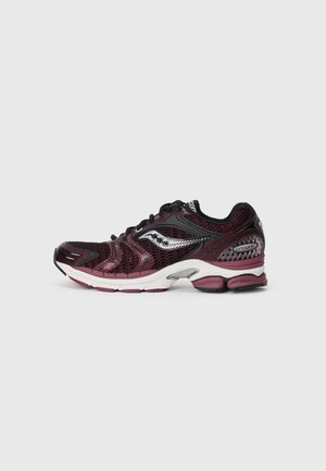 PROGRID TRIUMPH 4 UNISEX - Sportbačiai - maroon/black