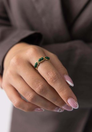 PURELEI, PURELEI RING GREEN HARMONY - Ring - gold-coloured
