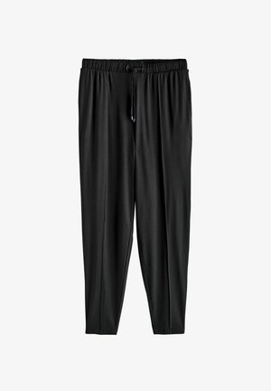 Černé, lehké, elastické kalhoty s pružným pasem a stahovací šňůrkou. Zúžené nohavice a hladká struktura tkaniny, navržené pro pohodlí a snadný pohyb.