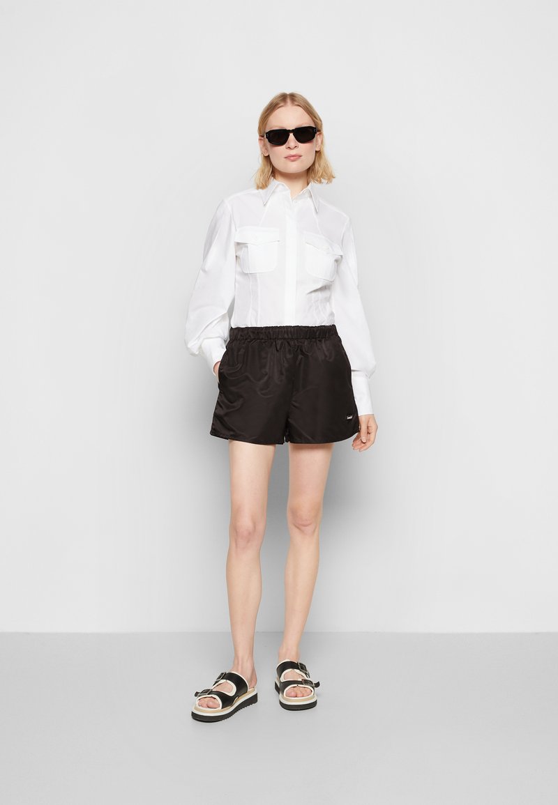 Damen Kleider | Lovechild ALESSIO Shorts black/schwarz - RX80856 Damen Kleider | Lovechild ALESSIO Shorts black/schwarz - RX80856