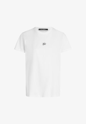 Witte katoenen t-shirt met een ronde halslijn, korte mouwen en een klein zwart geborduurd logo op de linkerborst.