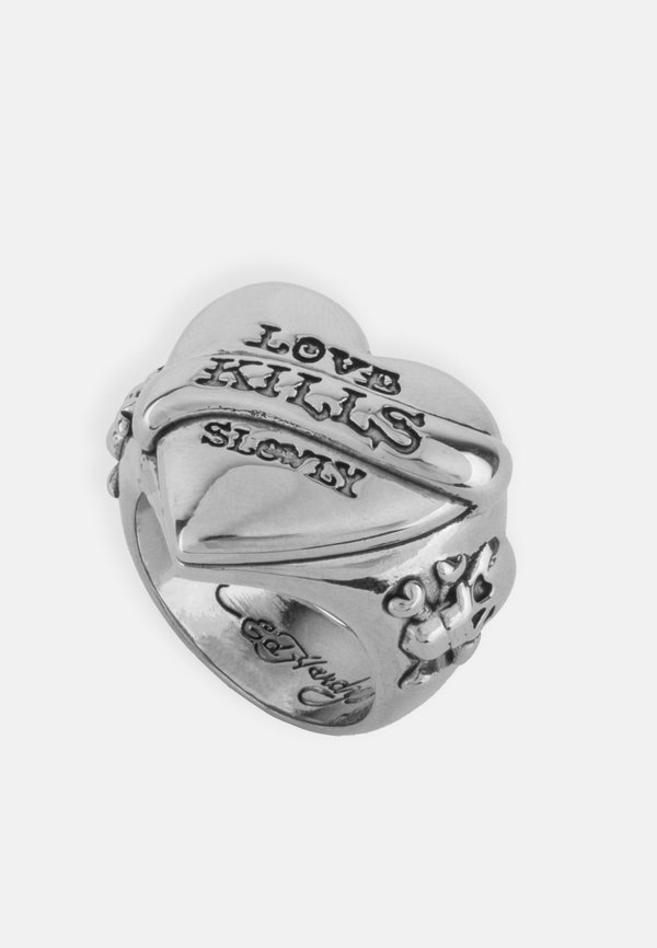 LOVE KILLS SLOWLY HEART SIGNET RING - Ring4
