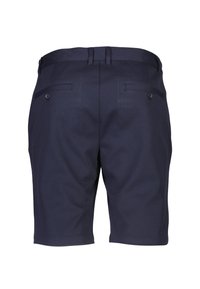 Shorts bleu marine ajustés avec poches arrière boutonnées et passants de ceinture, vus de dos sur fond blanc.