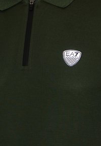 EA7 Emporio Armani Polokošeľa - grün