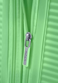 American Tourister SOUNDBOX TROLLEY - Trolley - spring green