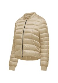 Beige cropped pufferjack met hoge kraag, horizontaal gestikte design, voorrits en ribgebreide manchetten. Soepele, lichte stof.