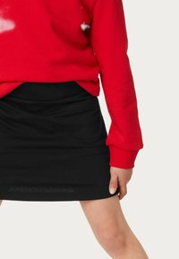 Marks & Spencer SET - Short - black