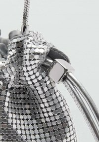 Mango Torba preko tijela - silver-coloured