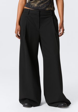 IVAN PLEATED SUITING - Stoffhose - dark black