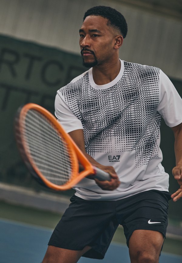 TENNIS PRO TEE GRAPHIC - Sports T-shirt - fancy multicolor