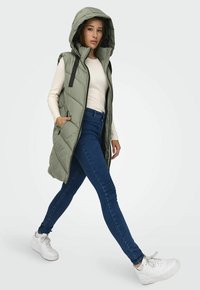 JDY JDYSKYLAR PADDED HOOD - Väst - vetiver