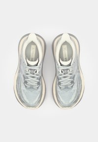 Thumbnail Image 7