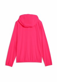 Φωτεινό ροζ μπουφάν μακρυμάνικο με κουκούλα, ελαστικές μανσέτες και ζώνη μέσης, εμφανιζόμενο από πίσω σε λευκό φόντο.