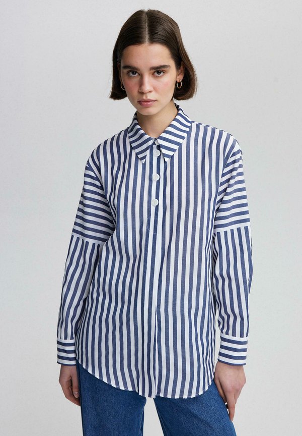 STRIPED  WITH BUTTON DETAIL - Bluse