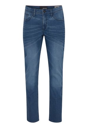 Jeans de mezclilla en un tono azul medio con corte recto. Incluyen un diseño clásico de cinco bolsillos y patrones de desvanecimiento sutiles en la tela.