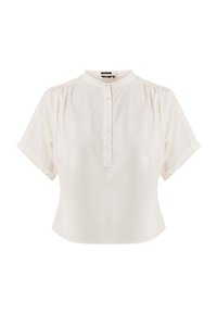 Blusa bianca a maniche corte con colletto alto, chiusura frontale con bottoni e dettagli arricciati sulle spalle. Realizzata in tessuto morbido con una vestibilità comoda.