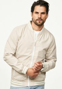 One Redox Bomberjacke - stone