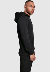 Mister Tee THAT NOISE HOODY - Hoodie - black