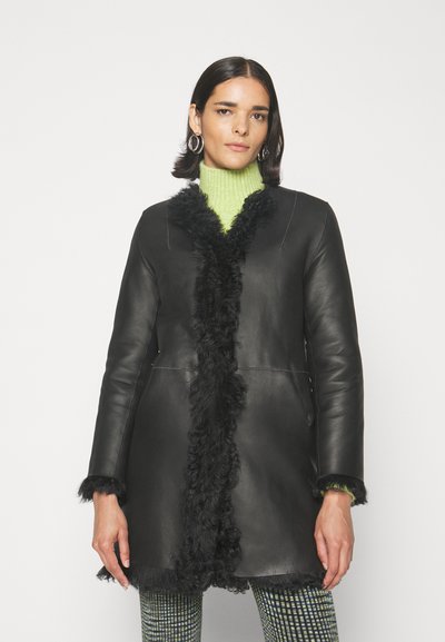 STUDIO ID ROMY TIGRADO SHEARLING COAT - Κοντό παλτό - black silky
