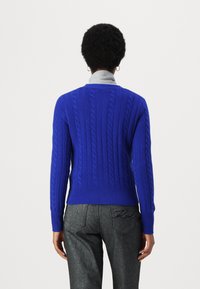 pure cashmere CLASSIC CABLE CARDIGAN - Adīta jaka - royal blue