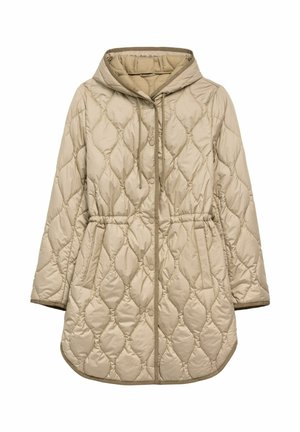 Beżowy pikowany płaszcz z kapturem, taliowany, z zapięciem na guziki z przodu. Charakteryzuje się fakturowanym wzorem w kształcie diamentu oraz bocznymi kieszeniami.
