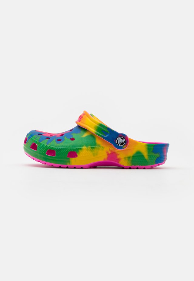 CLASSIC TIE DYE GRAPHIC - Sandalias planas - electric pink/multicolor