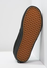 Vans ATWOOD - Scarpe skate - black