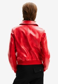 Desigual Overgangsjakke - red