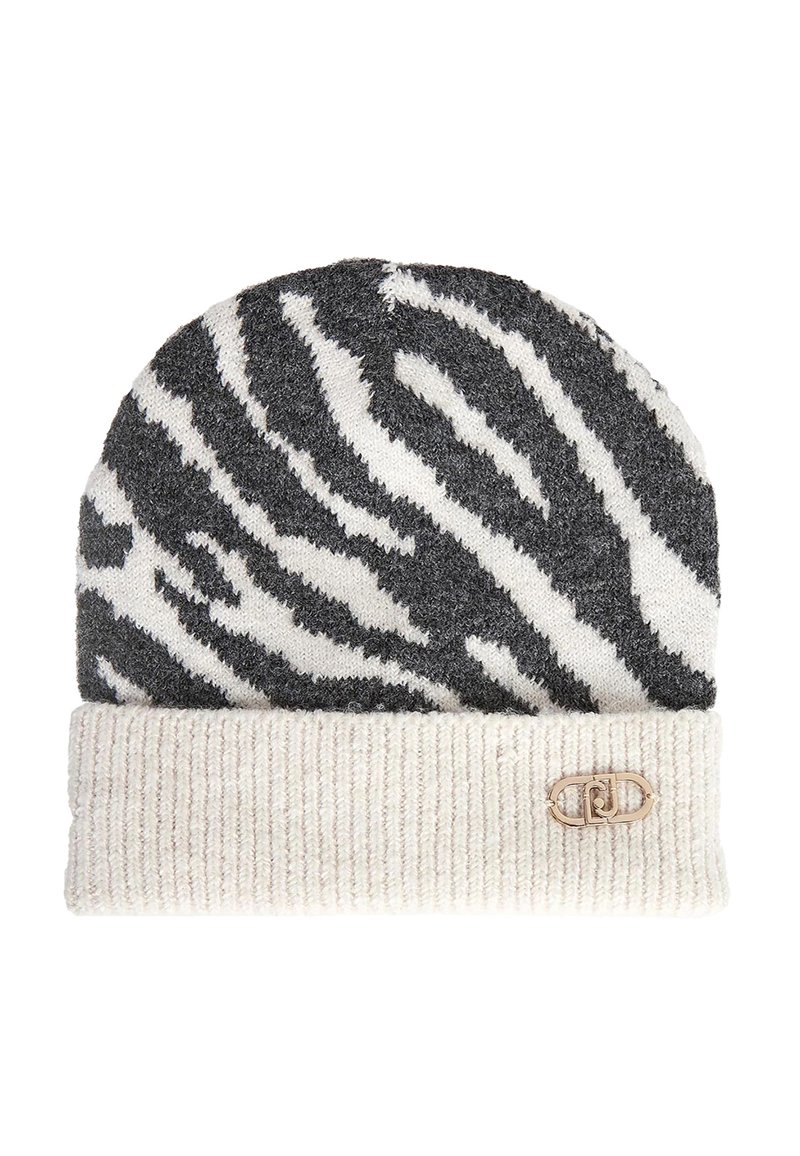 Berretto lavorato a maglia in grigio e bianco con design a stampa zebra e bordo a costine color crema. Include un accentuazione in metallo sul bordo.