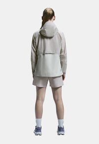 On CORE  - Laufjacke - fade   glacier