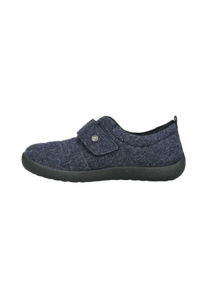 Donkerblauwe pantoffel met een brede klittenbandsluiting en zwarte zool, ontworpen voor comfort en gemakkelijk vastmaken.