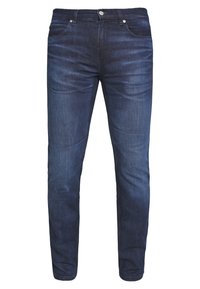 Jeans de mezclilla de lavado oscuro con cinco bolsillos, cremallera y cierre de botón. Presentan un ligero desvanecimiento y un corte recto.