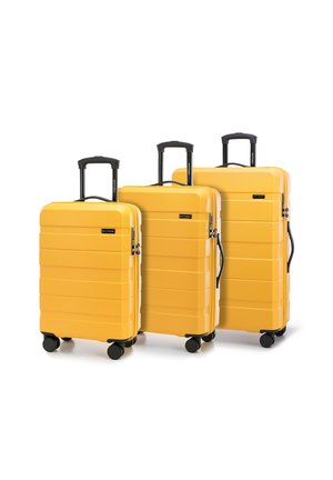 SUITCASE SET - Luggage set - yellow