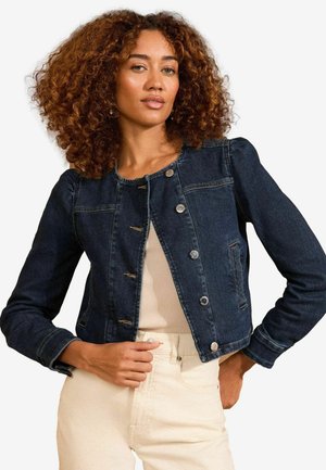 Dunkelblaue Jeansjacke mit verkürztem Schnitt, Rundhalsausschnitt, vorderen Knöpfen, zwei seitlichen Taschen und dezenten Nähdetails.