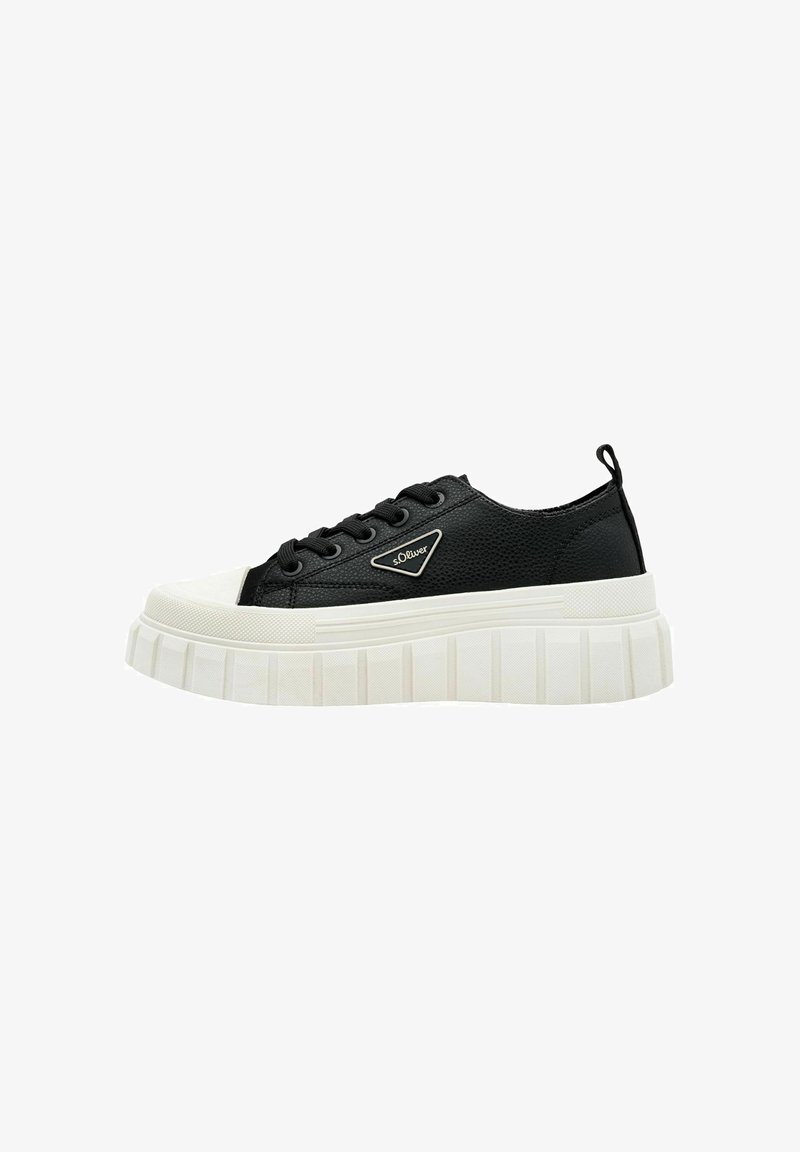 Sneaker nera con corpo in pelle texturizzata, suola in gomma bianca, punta rotonda e piattaforma rialzata. Presenta lacci neri e un dettaglio del logo.