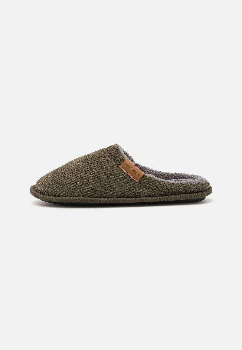 Jack & Jones JFWCORDIE MULE - Pantoffels - olive night