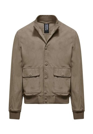 Giacca beige con colletto, cinque bottoni e due tasche frontali. Tessuto liscio con polsini e orlo elasticizzati. Design casual e leggero.
